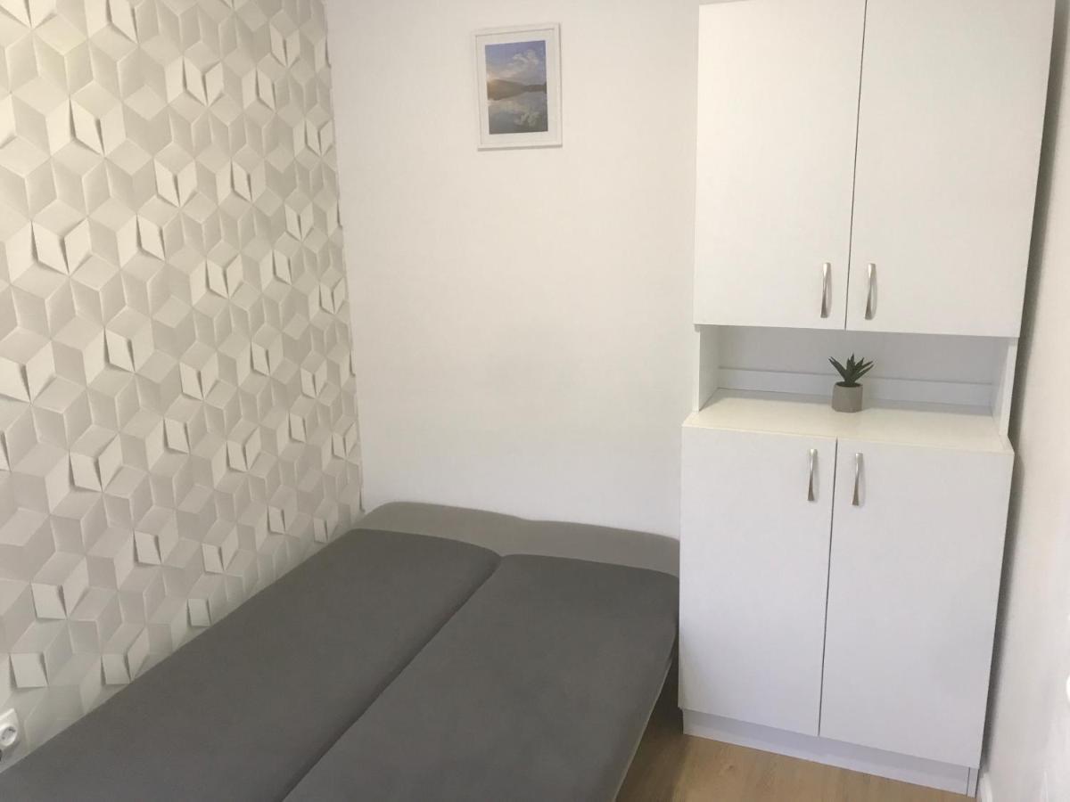 Apartman Kristina Free Parking נובי סאד מראה חיצוני תמונה