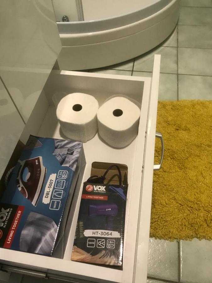 Apartman Kristina Free Parking נובי סאד מראה חיצוני תמונה